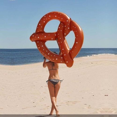 Grande Pão Água Diversão PVC inflável Pretzel Float Anel Piscina Floats Para Adultos