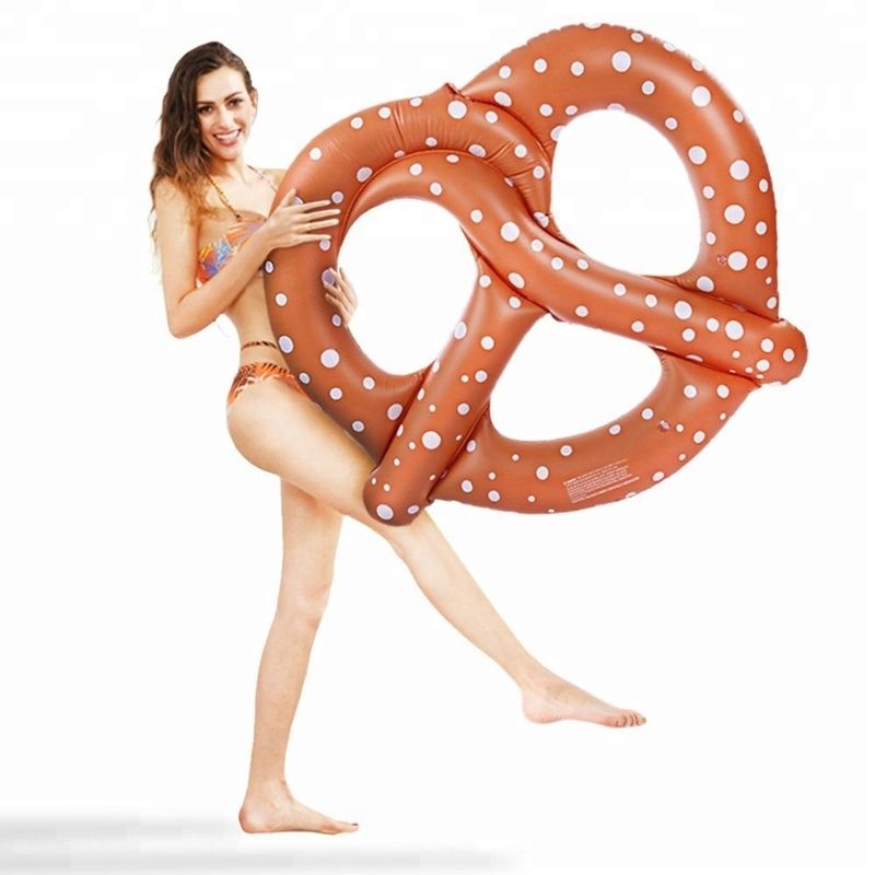 Grande Pão Água Diversão PVC inflável Pretzel Float Anel Piscina Floats Para Adultos