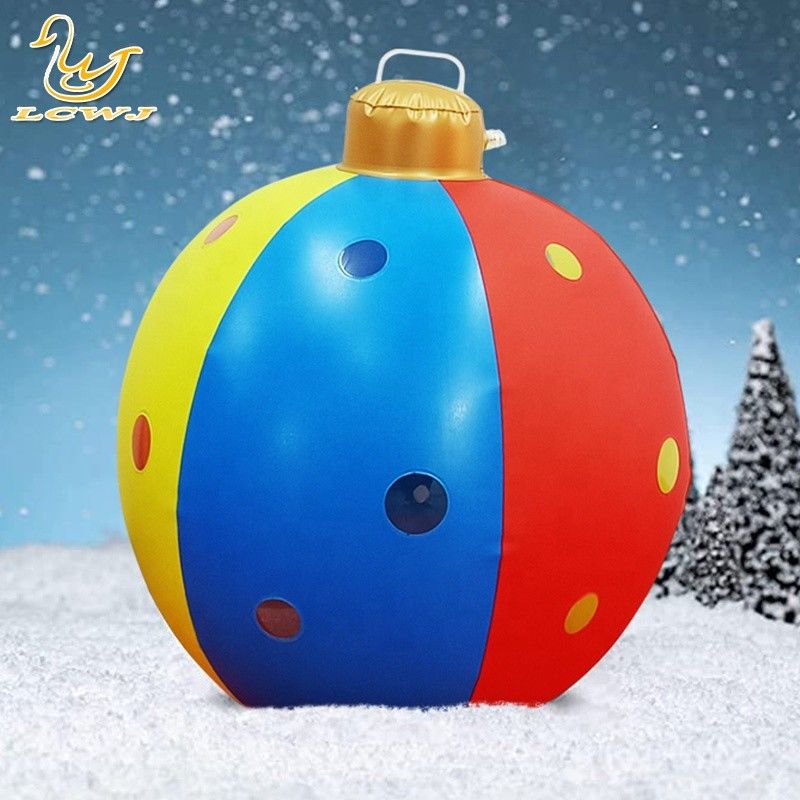 Ornamento de brinquedos infláveis de 60cm para o exterior decorado bolas infláveis de Natal de PVC com luz
