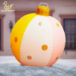 Ornamento de brinquedos infláveis de 60cm para o exterior decorado bolas infláveis de Natal de PVC com luz