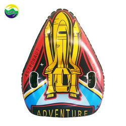 Sled de neve inflável de PVC 300 kg Sled de neve triangular de foguete Sled de neve Snowboard 120 X 90cm